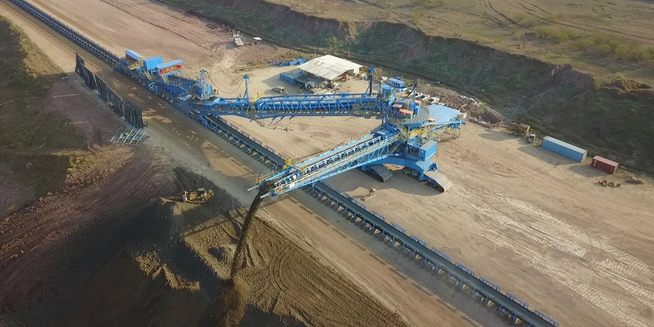Erection of a spreader with a tripper car, Thailand. The erection of a TAKRAF Spreader with a TAKRAF tripper car in Thailand.