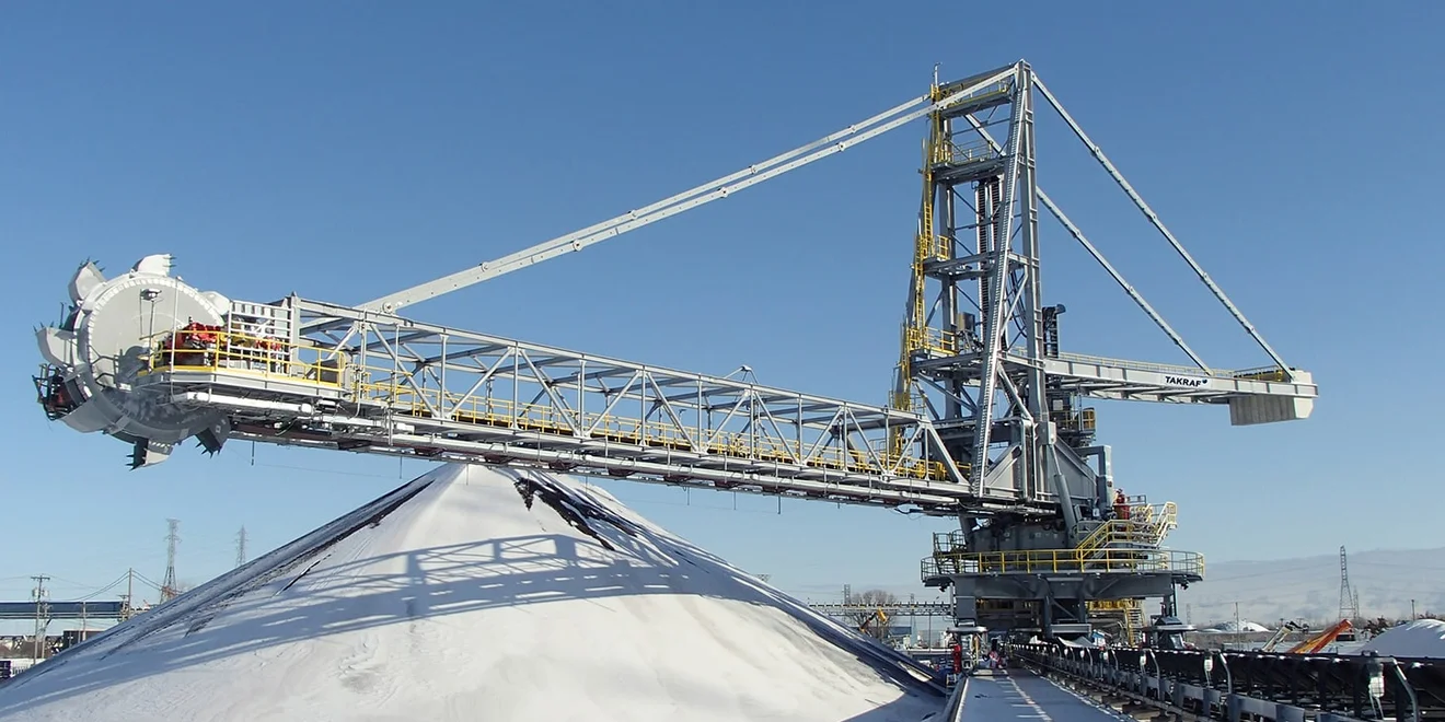 TAKRAF Stacker Reclaimer for iron ore pellets, North America. TAKRAF Stacker Reclaimer for iron ore pellets, North America.