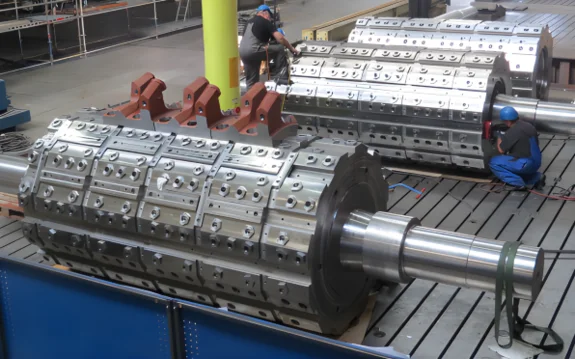 TAKRAF Double Roll Crusher Rolls in manufacturing