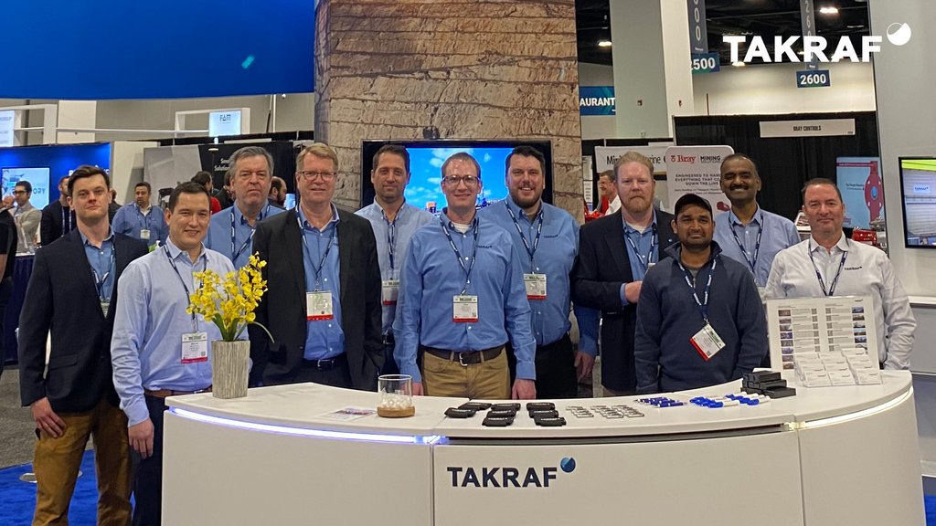 On the picture you see the TAKRAF crew from Canada and USA at the TAKRAF stand on the event MINEXCHANGE in Denver (Colorado) in 2023.